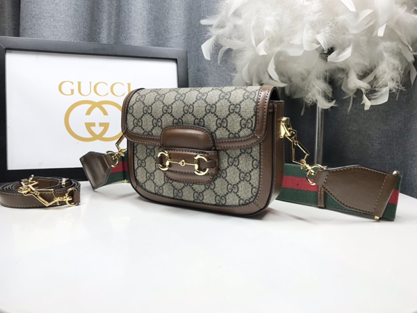 激安グッチバッグコピー側面デザイン